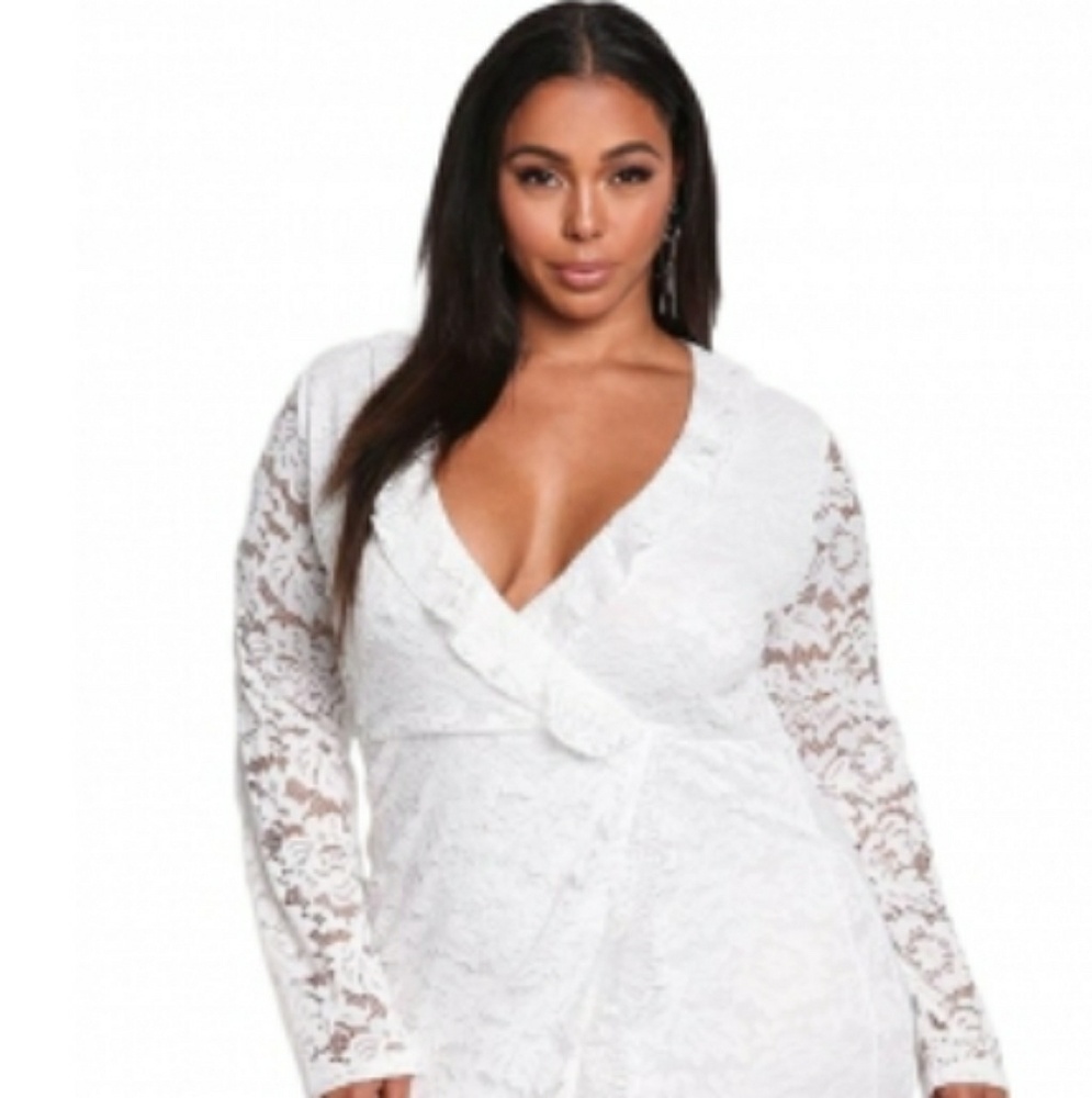 🌟🌟White Plus Size Lace Faux Wrap Ruffle Dress